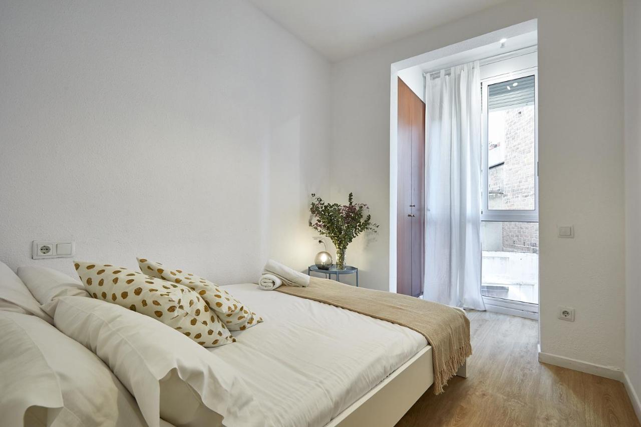 Bbarcelona Clot Apartments Luaran gambar